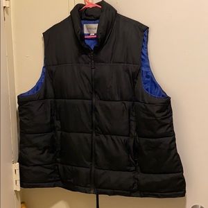 Woman’s plus size puffer vest